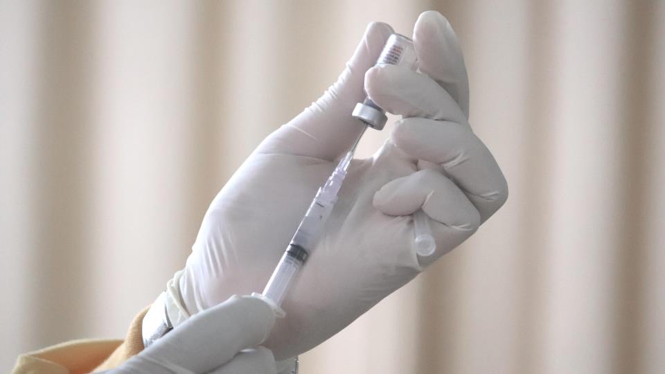 Lenke til artikkel: Sesongens vaksiner (influensa, korona og lungebetennelse)